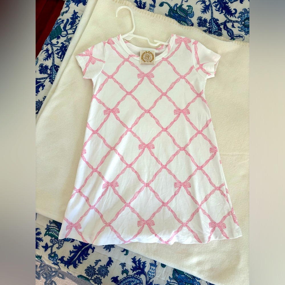 Lovely Beaufort Bonnet size 5 girls’ play dress
